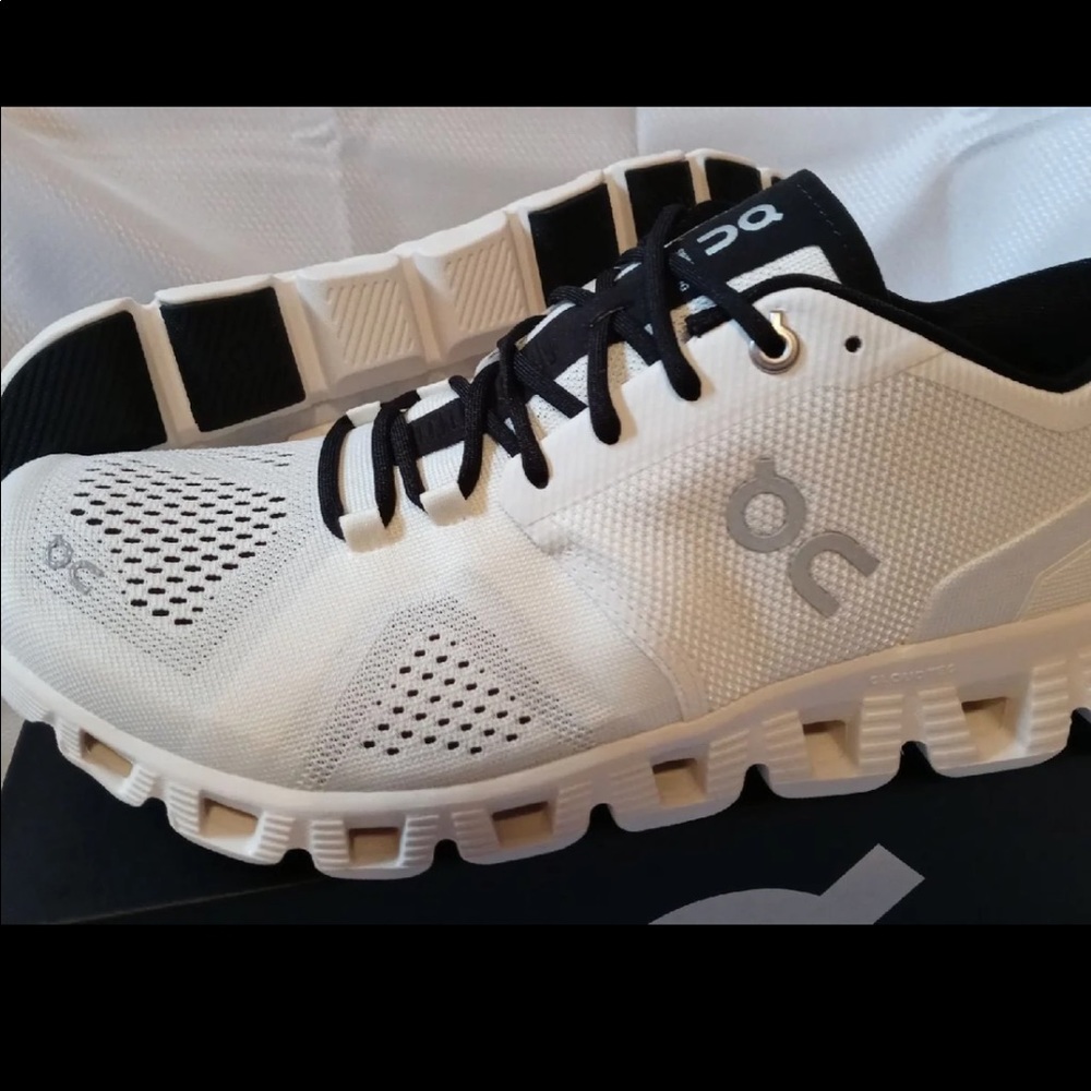 On Running Cloud X Shoes
